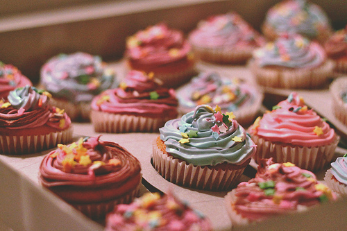 Pink & blue cupcakes